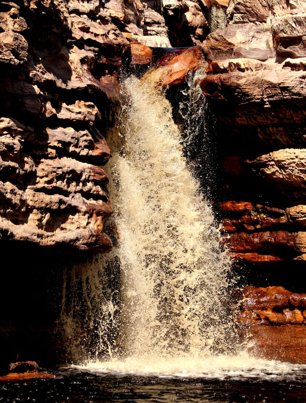 CACHOEIRA ROSA