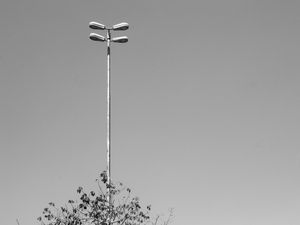 DA SÉRIE, RESISTENCIA