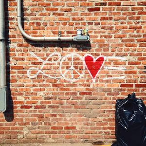 STREET ART LOVE