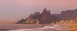 PAISAGENS CARIOCAS: PÔR DA SUPER LUA NO ESTILO PINK POWER, RIO DE JANEIRO