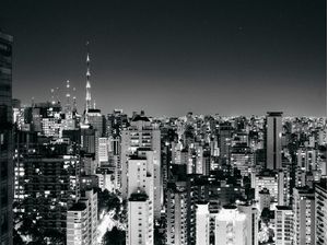 VISTA DE SAMPA NO PRETO E BRANCO