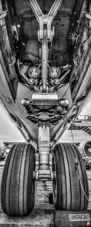 TREM DE POUSO BOEING 777