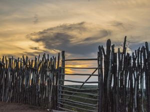 PORTEIRA PARA O ENTARDECER