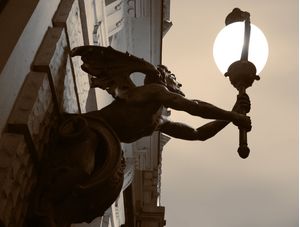 BUDAPESTE LUZES - I