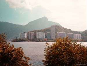 MORRO DO CORCOVADO E LAGOA RODRIGO DE FREITAS