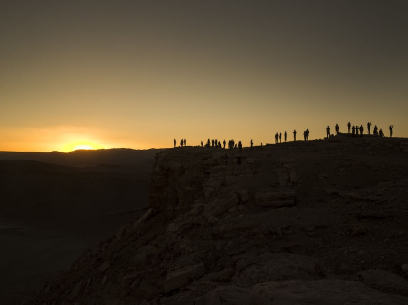 GENTE NO DESERTO