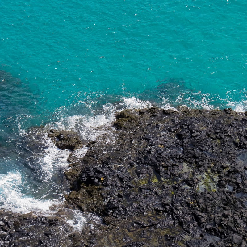 MAR E PEDRAS III
