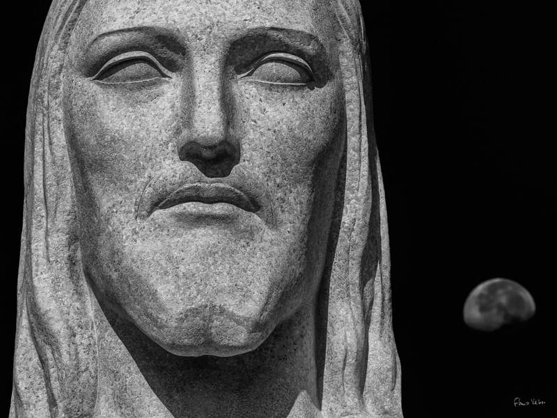 CARA A CARA COM O REDENTOR