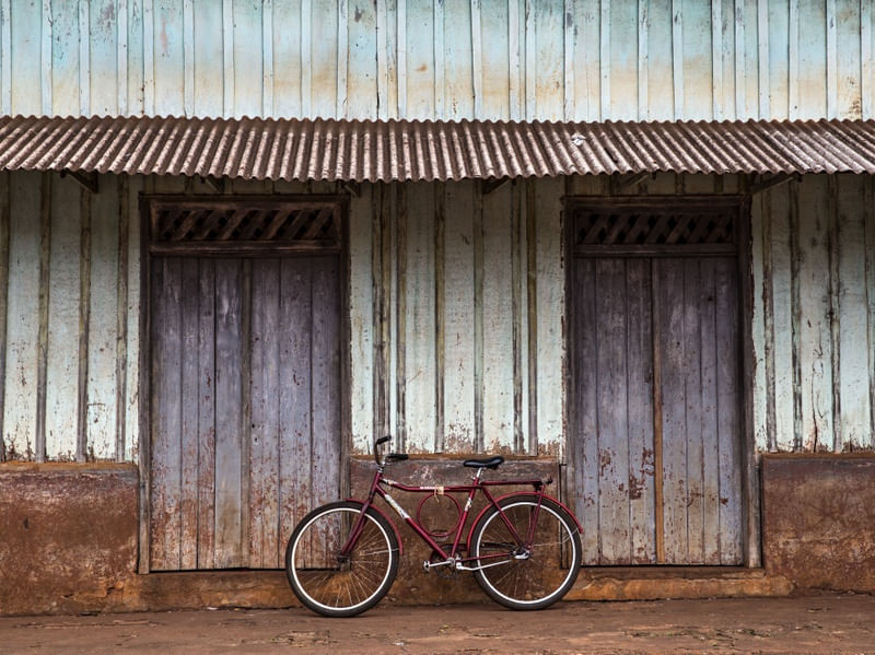 A BICICLETA E A CASA DE MADEIRA IV