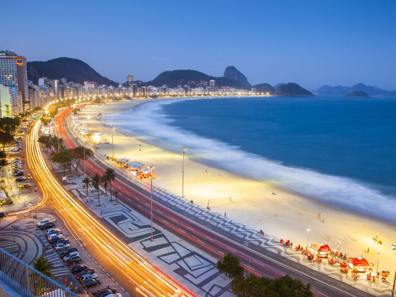 AS CURVAS DE COPACABANA, RIO DE JANEIRO - PAISAGEM