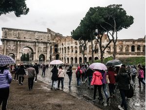 ROMA EM DIA DE CHUVA