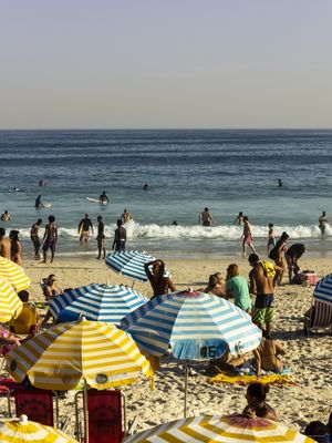 PRAIA COLORIDA