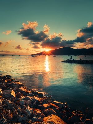 SUNSET STAR