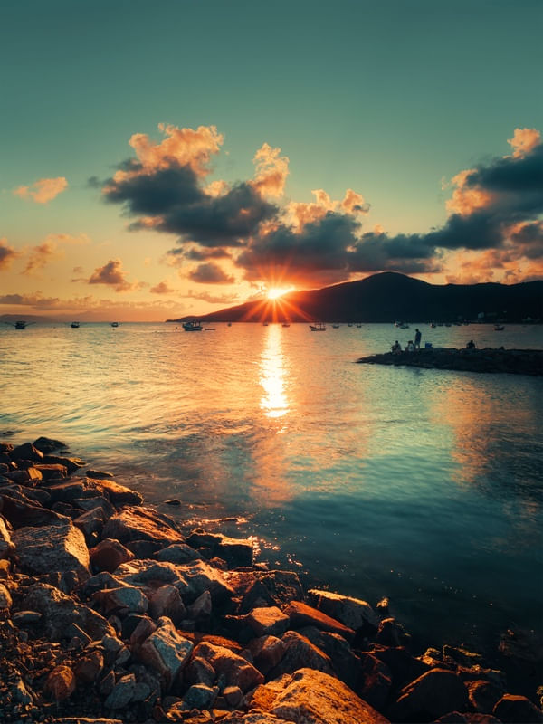 SUNSET STAR