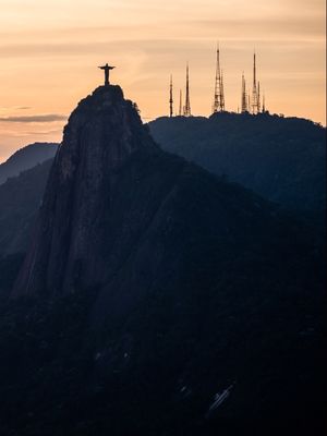 DÍPTICO CORCOVADO NO FIM DE TARDE_02
