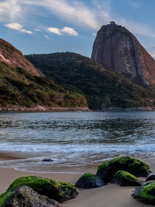 TRÍPTICO PRAIA VERMELHA NO AMANHECER_01