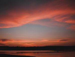 POR DO SOL AVERMELHADO