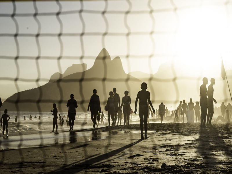 DEBAIXO DO SOL