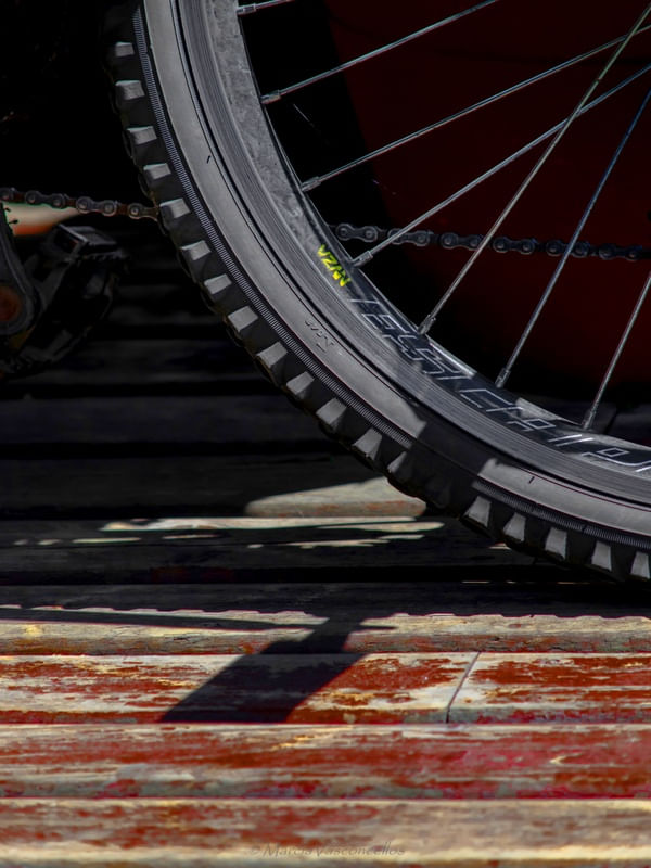 BIKE DETAIL 1