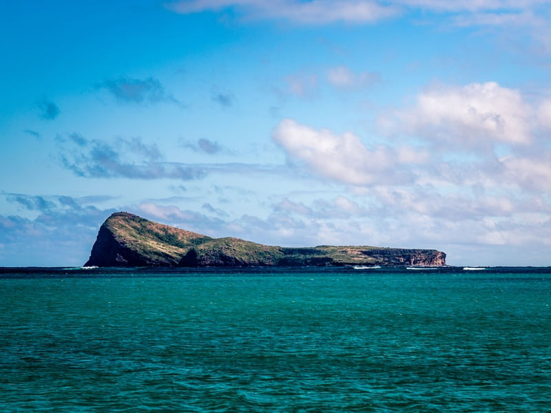 ILHA NO OCEANO ÍNDICO