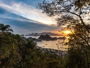 SUNSET IN PARQUE DA CIDADE