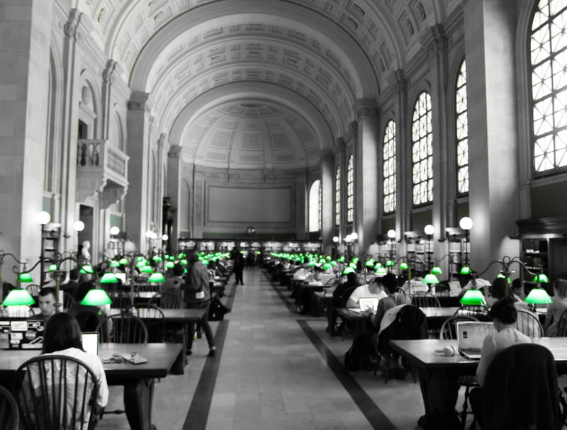 LUMINÁRIAS VERDES- BIBLIOTECA DE BOSTON