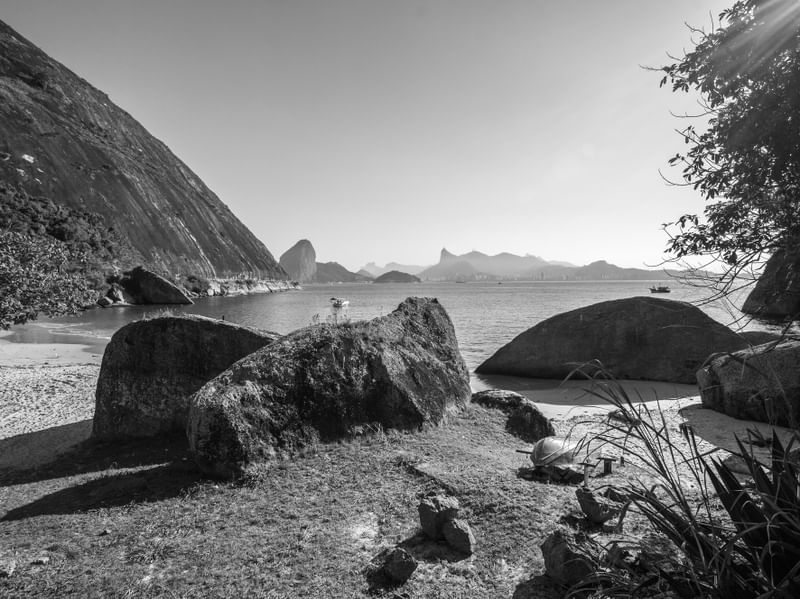 PEDRAS NA AREIA PB