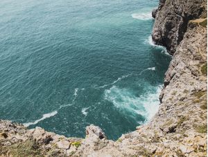 ÁGUA AZUL DO MAR
