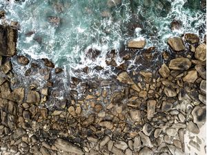 AS PEDRAS E O MAR VII