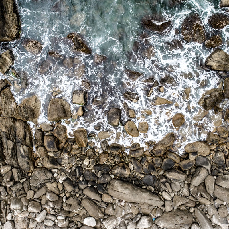 AS PEDRAS E O MAR II
