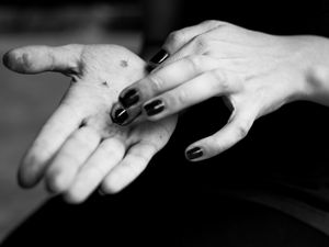 BLACKBERRY HANDS