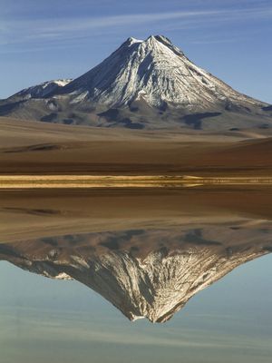 REFLEXO DO VULCAO