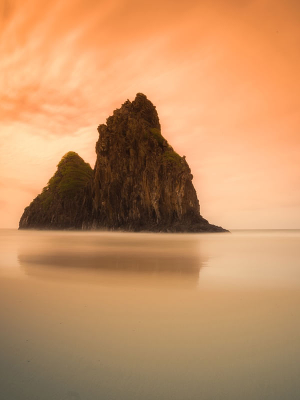 DOIS IRMÃOS EM NORONHA