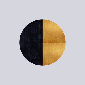 BLACK AND GOLD CIRCLE 05 SQ