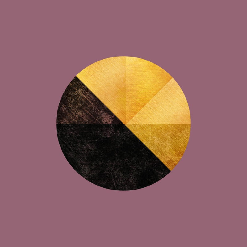BLACK AND GOLD CIRCLE 16 SQ
