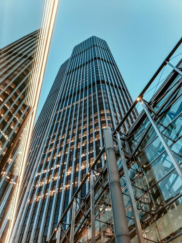 LONDON BUILDINGS VI