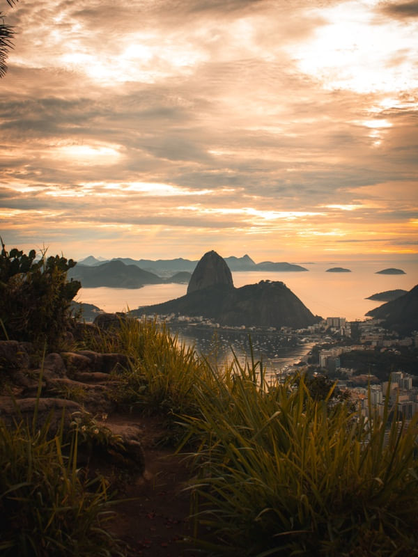 PAO PELO MIRANTE