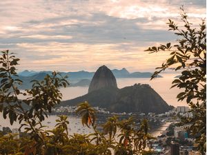 PAO DE AÇÚCAR ENQUADRADO