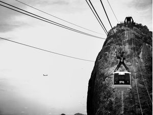 PÃO DE AÇÚCAR B&W