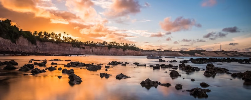PANORÂMICA ENTARDECER NA PRAIA DE TABATINGA