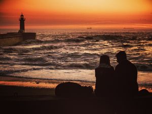 CREPÚSCULO ACOMPANHADO