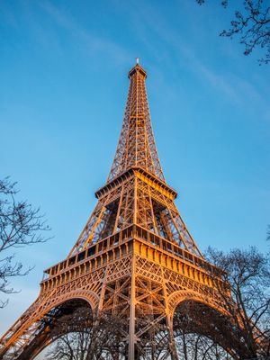 T. EIFFEL