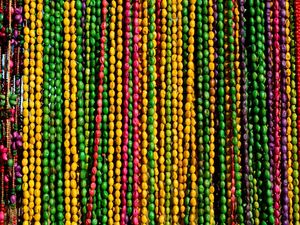 CORES DO ARTESANATO INDÍGENA