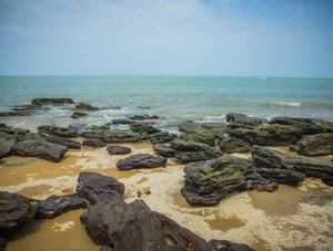 PEDRAS NA PRAIA AZUL