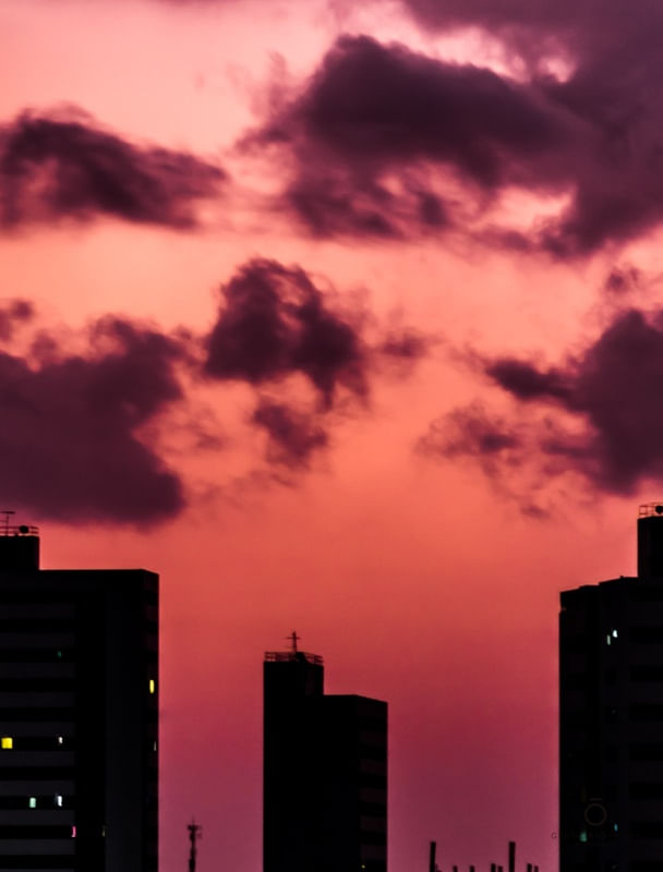 ENTARDECER VIOLETA