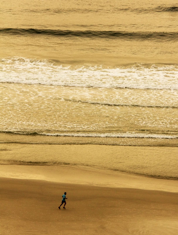 CORREDOR NA PRAIA I