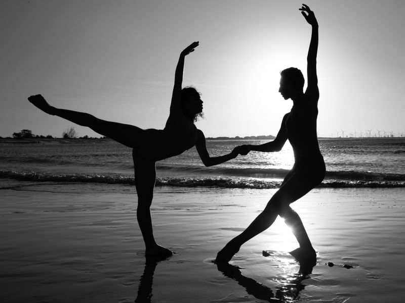 DANCERS MOVIMENTO EM GOSTOSO
