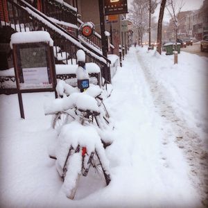 VÉLO DE GLACE