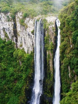CACHOEIRA DAS ANDORINHAS