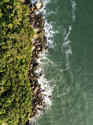 AS PEDRAS E O MAR VI
